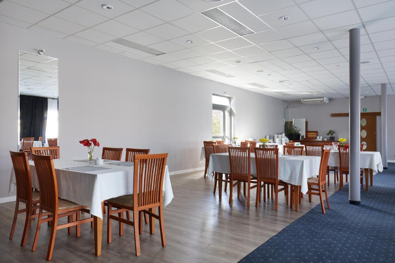 Hotel Wena Kielce Bagian luar foto