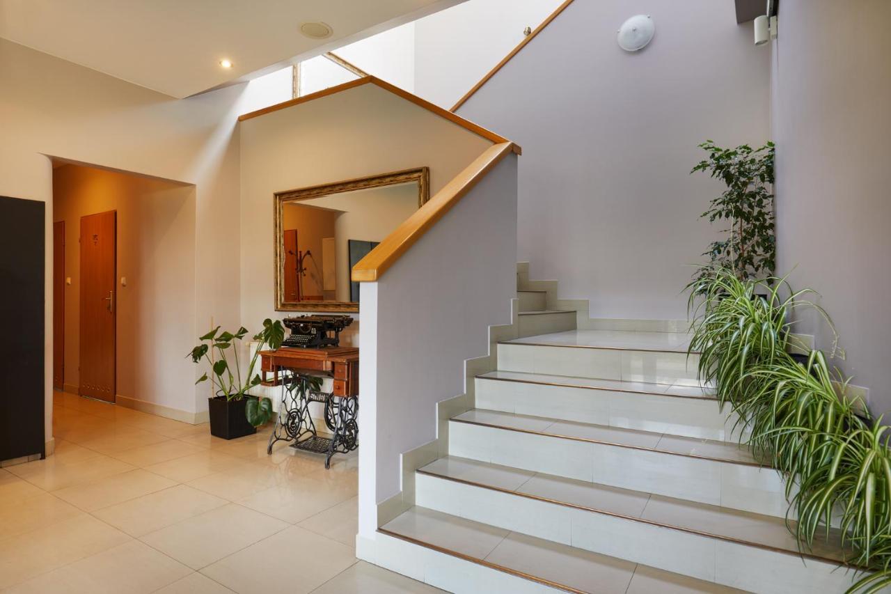 Hotel Wena Kielce Bagian luar foto